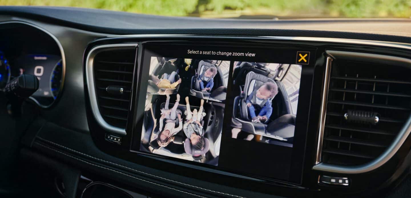 2023 Chrysler Pacifica Interior | Glendale Chrysler Jeep Dodge Ram