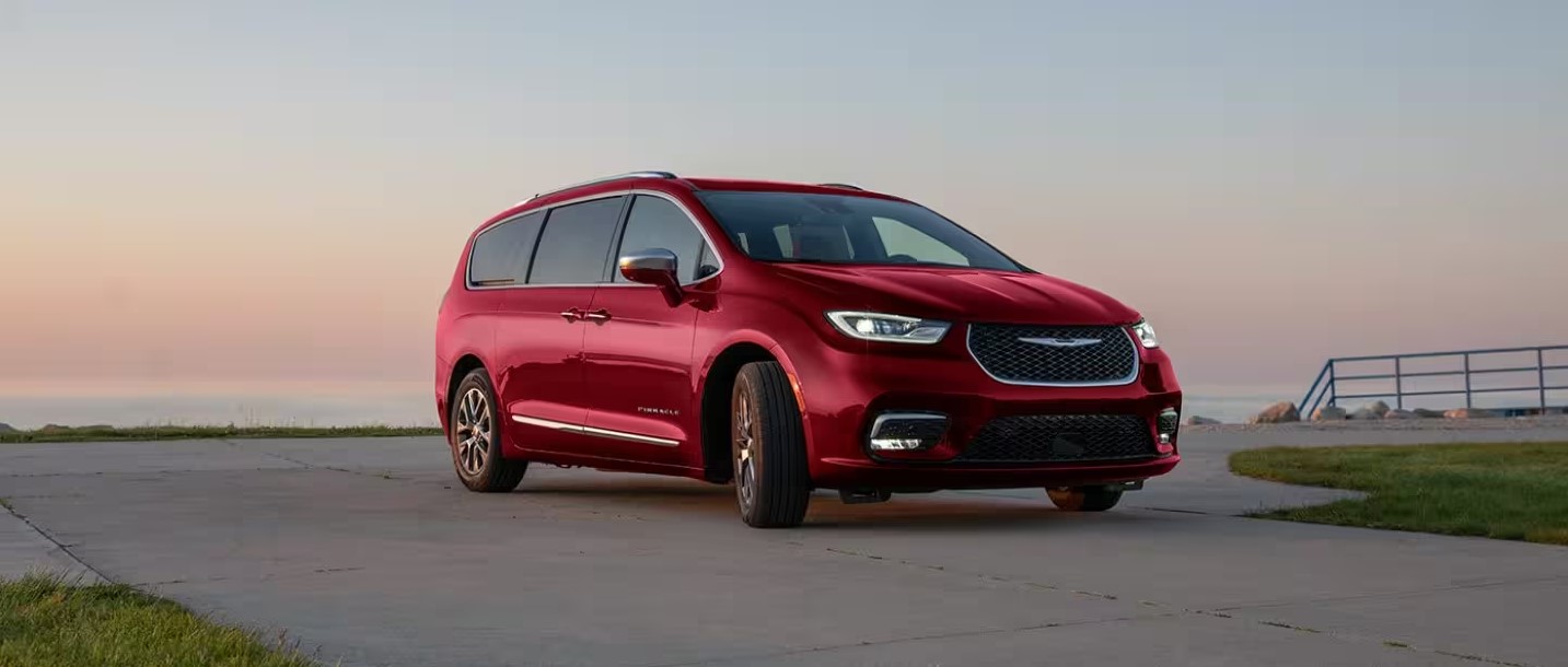 2024 Chrysler Pacifica Hybrid Exterior